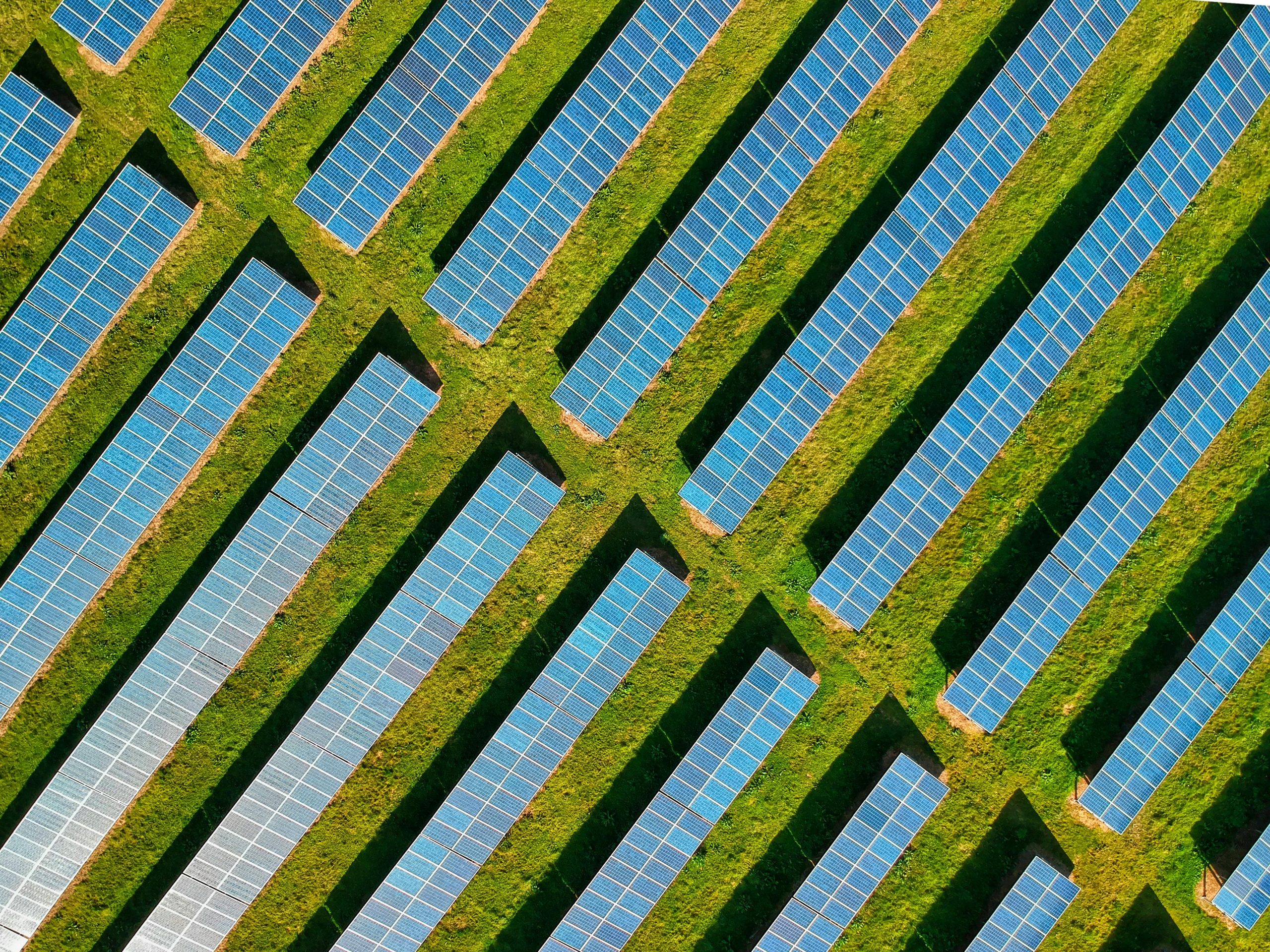 Solar-tops-EU-power